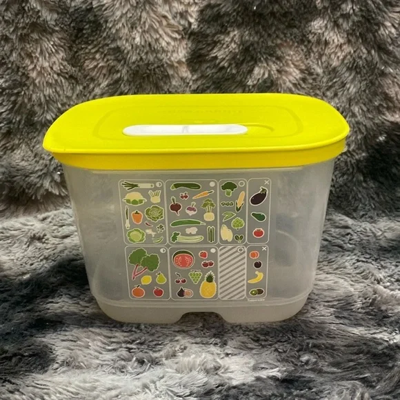 Tupperware Fridge Smart Container - Small Deep - Picture 1 of 16